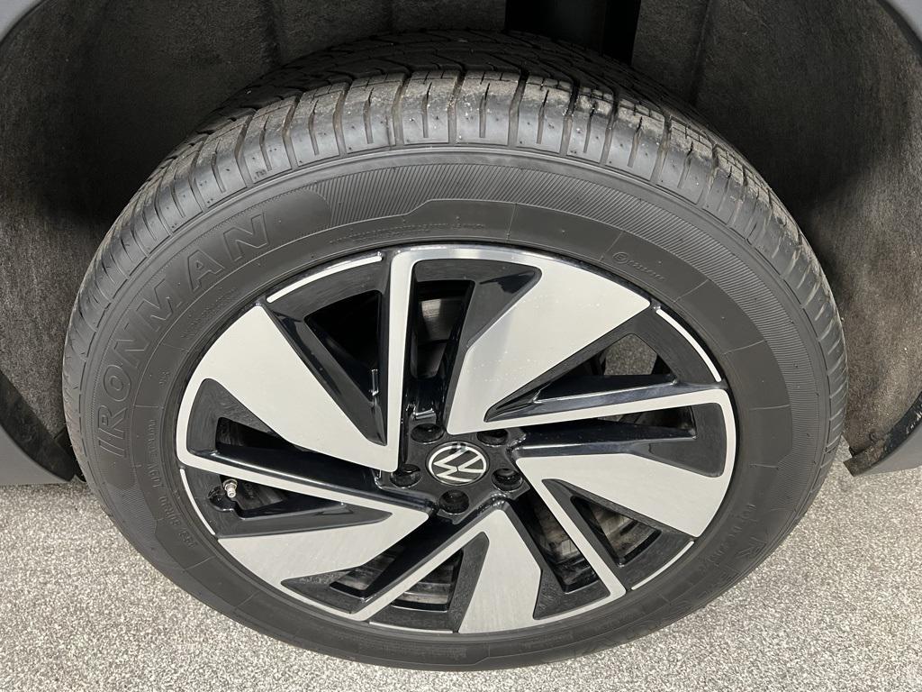 used 2024 Volkswagen Atlas car, priced at $29,775