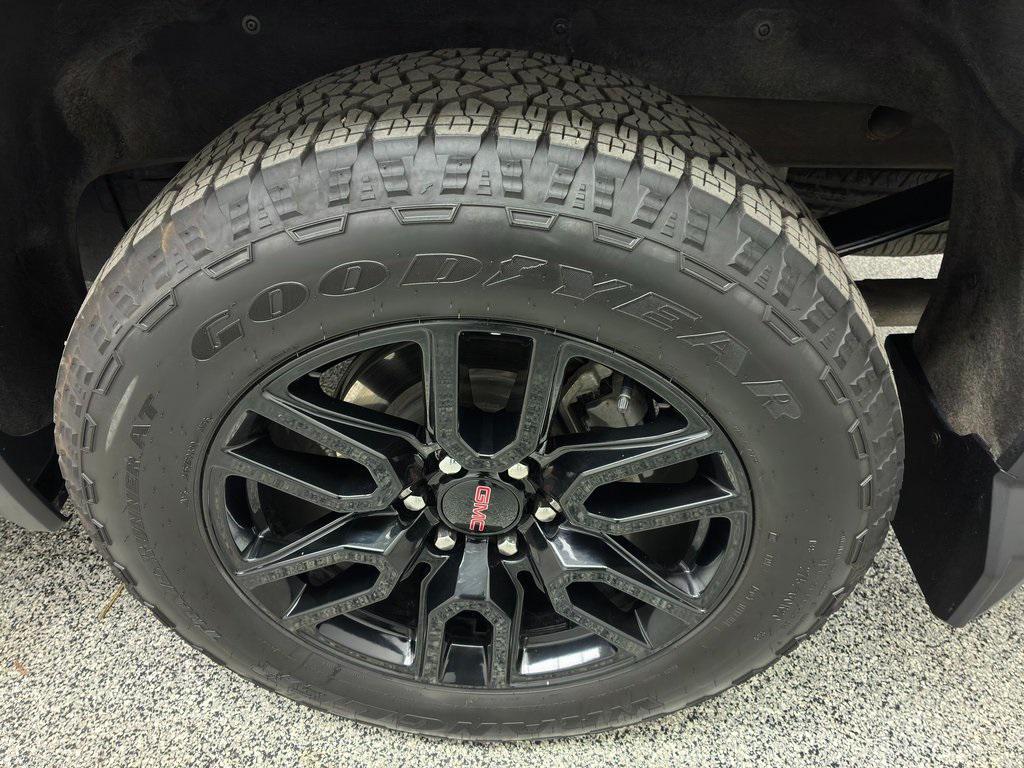 used 2023 GMC Sierra 1500 car, priced at $48,569