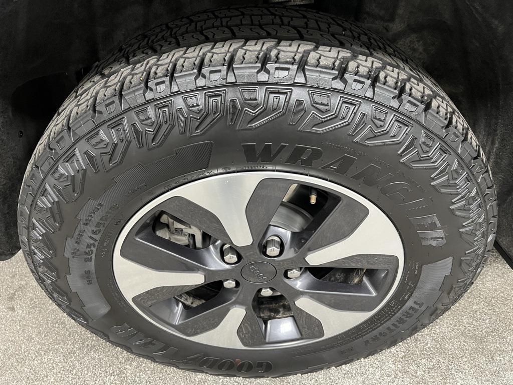 used 2023 Jeep Grand Cherokee 4xe car, priced at $26,995