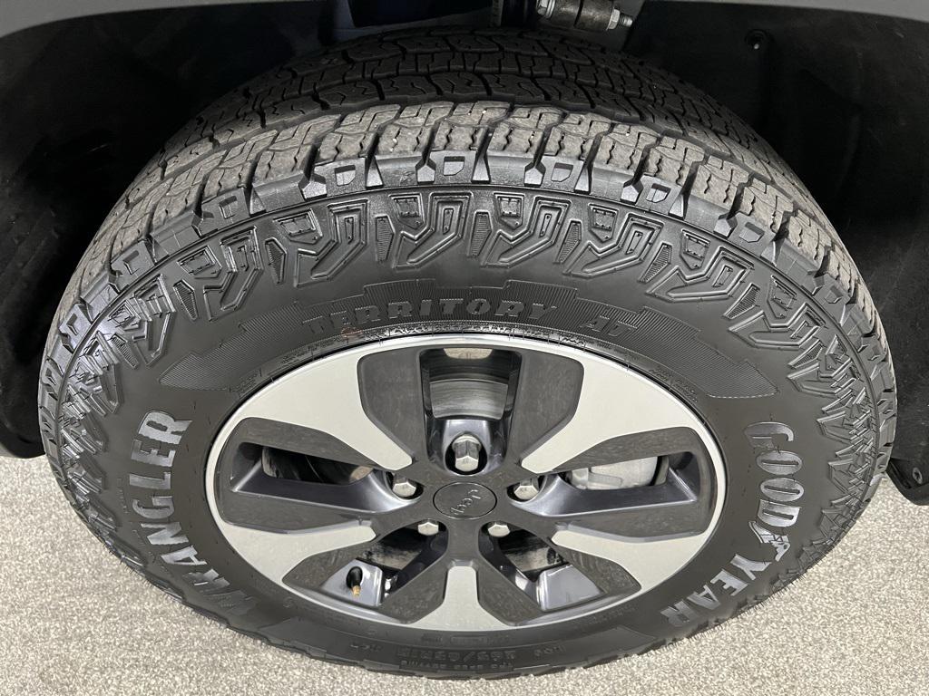 used 2023 Jeep Grand Cherokee 4xe car, priced at $26,995
