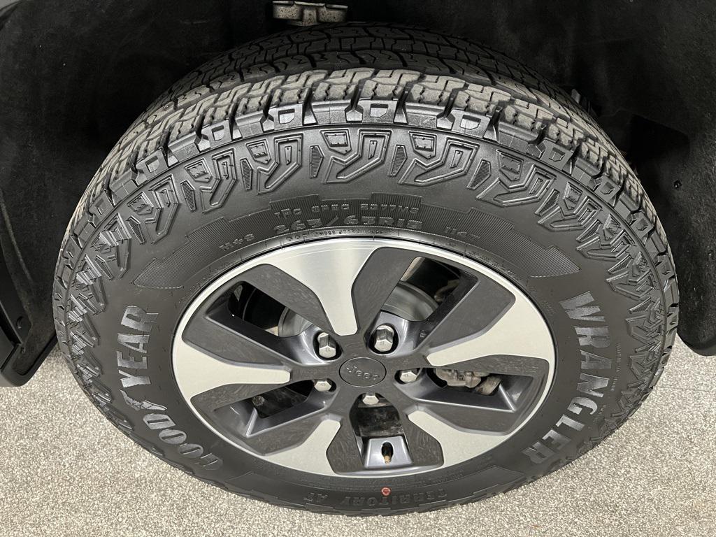used 2023 Jeep Grand Cherokee 4xe car, priced at $26,995