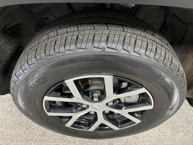 used 2024 Jeep Grand Cherokee L car, priced at $39,771