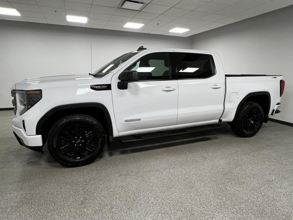 used 2022 GMC Sierra 1500 car, priced at $41,993