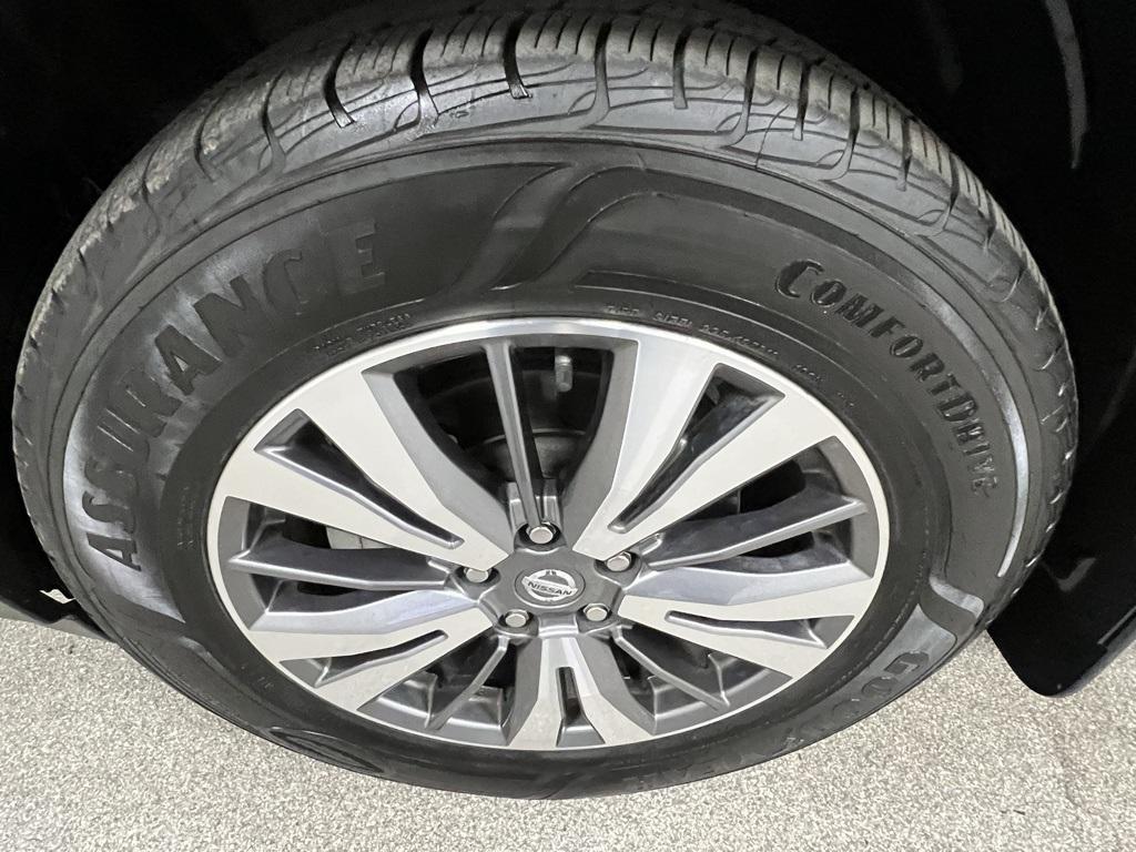 used 2020 Nissan Pathfinder car, priced at $22,997