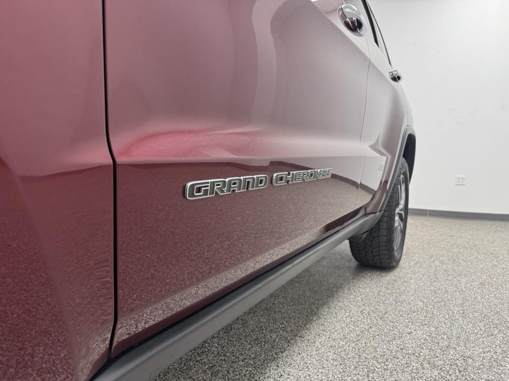used 2021 Jeep Grand Cherokee car, priced at $22,995