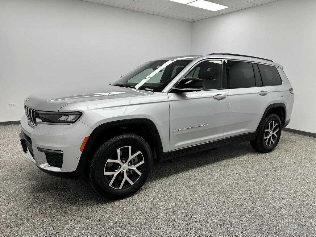 used 2024 Jeep Grand Cherokee L car, priced at $38,796
