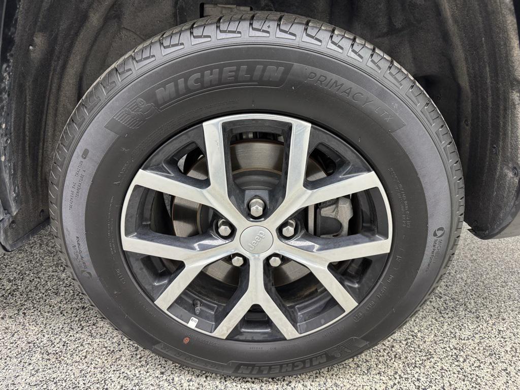 used 2024 Jeep Grand Cherokee L car, priced at $38,796