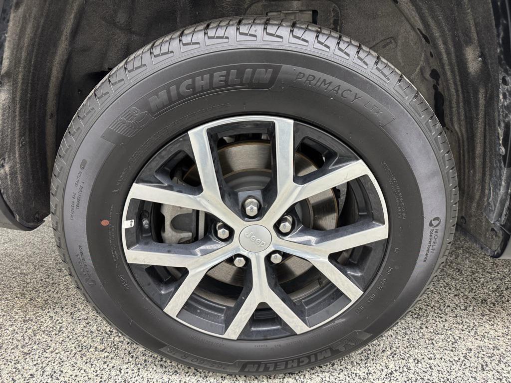 used 2024 Jeep Grand Cherokee L car, priced at $38,796