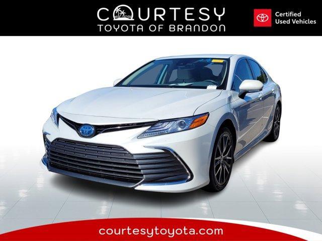 used 2022 Toyota Camry Hybrid car, priced at $30,305