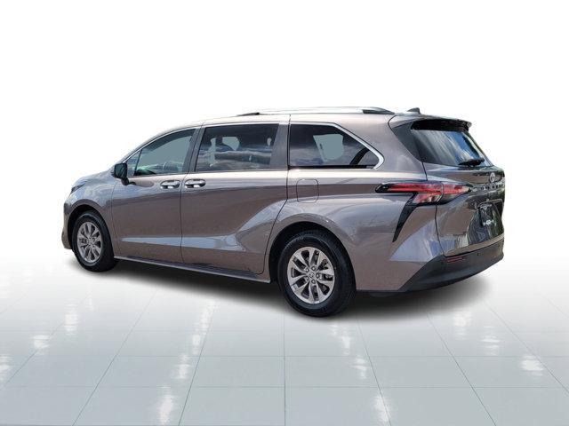 used 2022 Toyota Sienna car, priced at $37,950