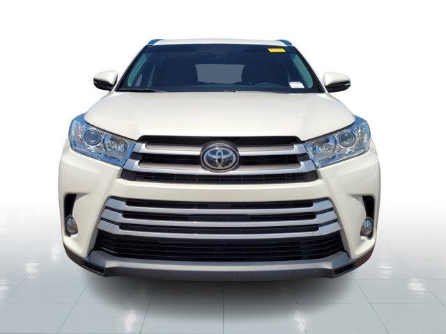 used 2019 Toyota Highlander car, priced at $26,656