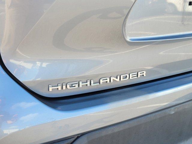 used 2022 Toyota Highlander car, priced at $36,390