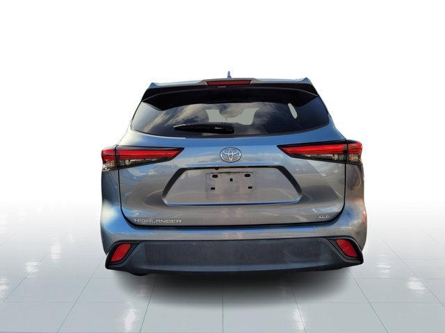 used 2022 Toyota Highlander car, priced at $36,390