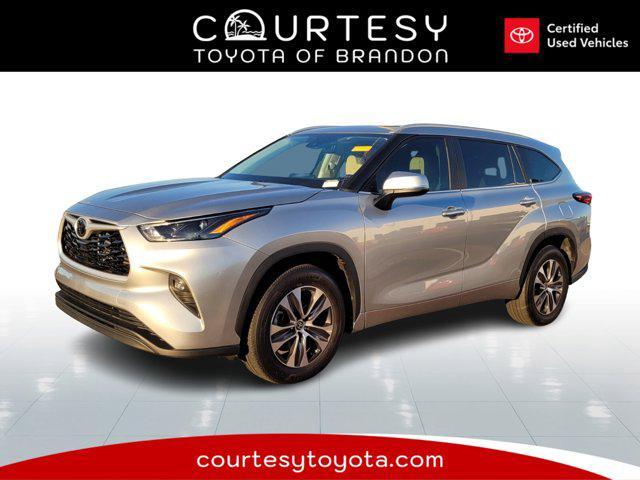 used 2023 Toyota Highlander car, priced at $34,773