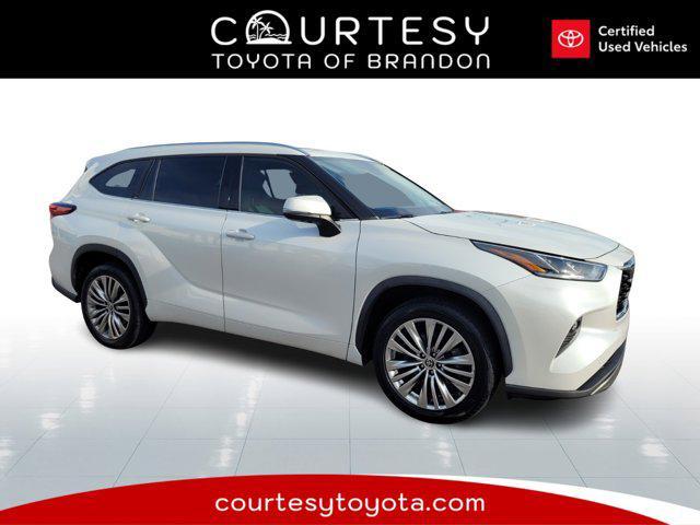 used 2022 Toyota Highlander car, priced at $41,854