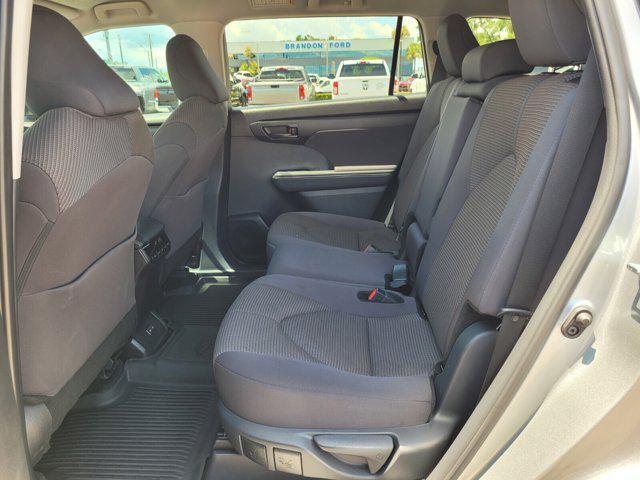 used 2025 Toyota Highlander car, priced at $40,499