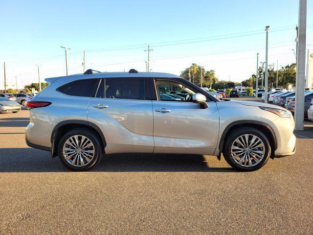 used 2021 Toyota Highlander car, priced at $38,000