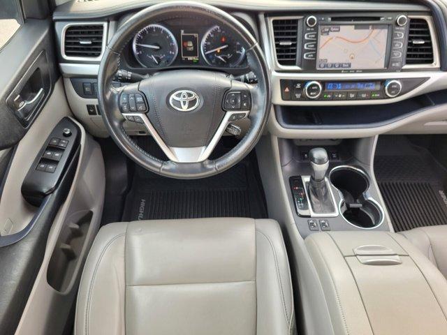 used 2019 Toyota Highlander car, priced at $25,777