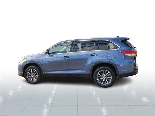 used 2019 Toyota Highlander car, priced at $25,777