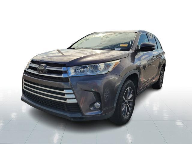 used 2019 Toyota Highlander car, priced at $25,273