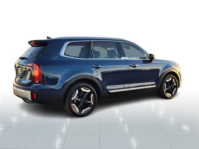 used 2024 Kia Telluride car, priced at $30,725