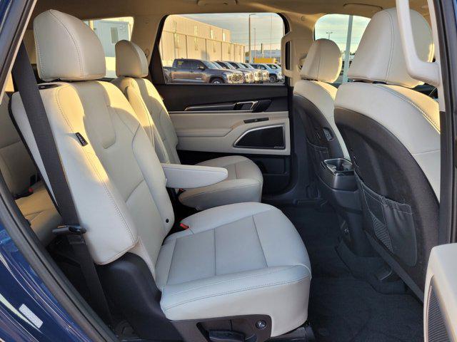 used 2024 Kia Telluride car, priced at $30,725