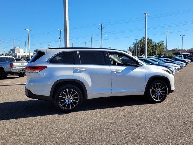 used 2017 Toyota Highlander car, priced at $19,412