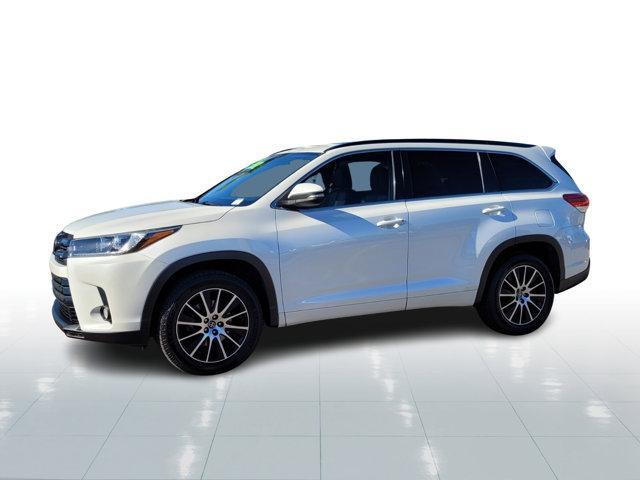 used 2017 Toyota Highlander car, priced at $19,412