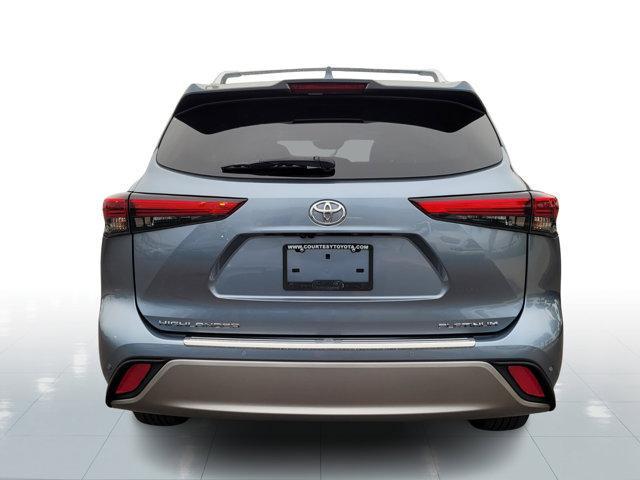 used 2021 Toyota Highlander car, priced at $36,350