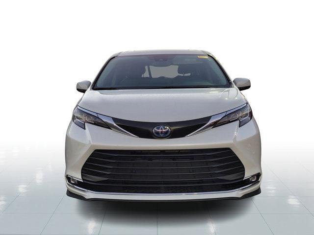 used 2023 Toyota Sienna car, priced at $47,000