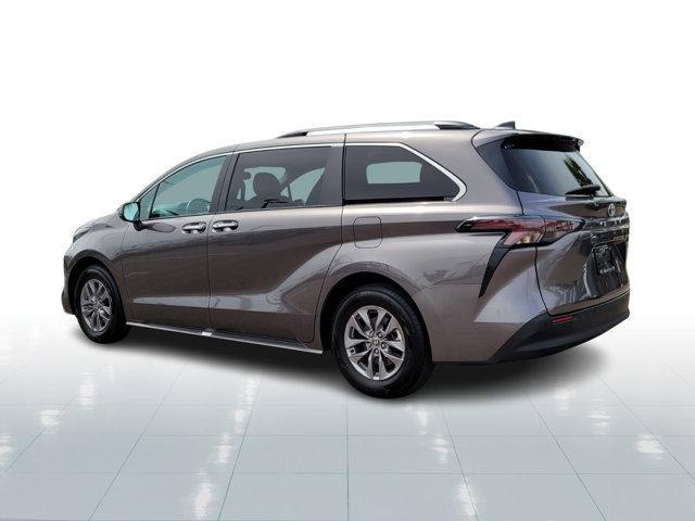 used 2024 Toyota Sienna car, priced at $44,590
