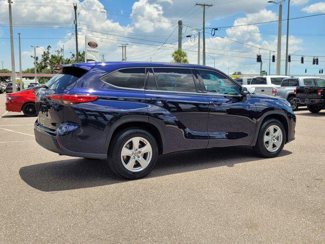used 2022 Toyota Highlander car, priced at $32,900