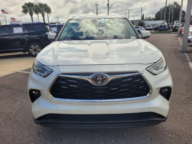 used 2020 Toyota Highlander car, priced at $29,232