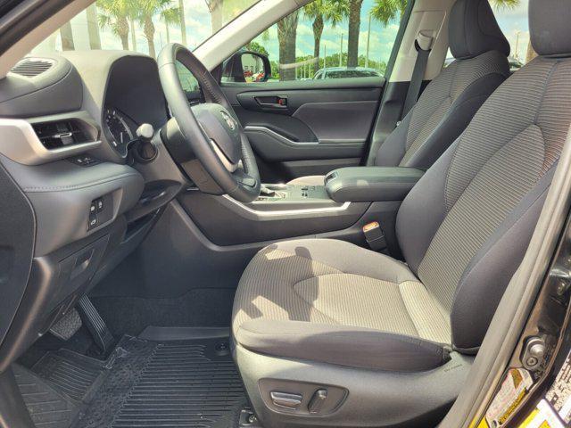 used 2024 Toyota Highlander car, priced at $38,599