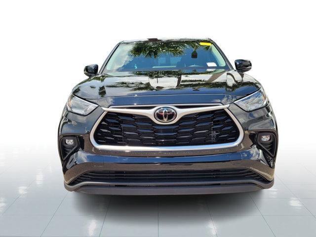 used 2024 Toyota Highlander car, priced at $38,335
