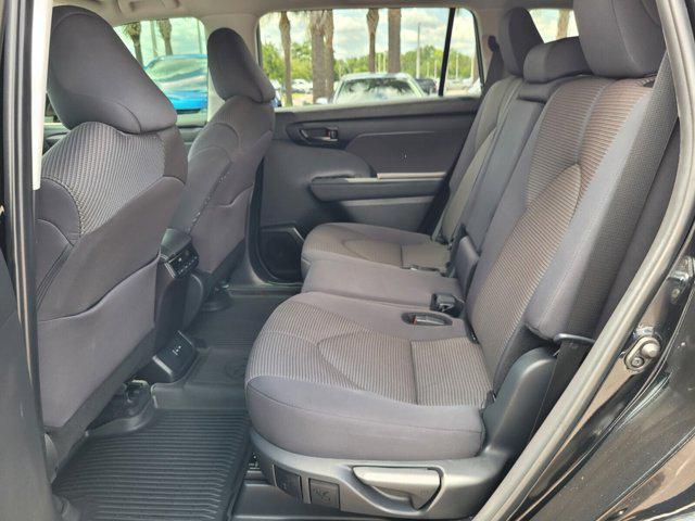 used 2024 Toyota Highlander car, priced at $38,599