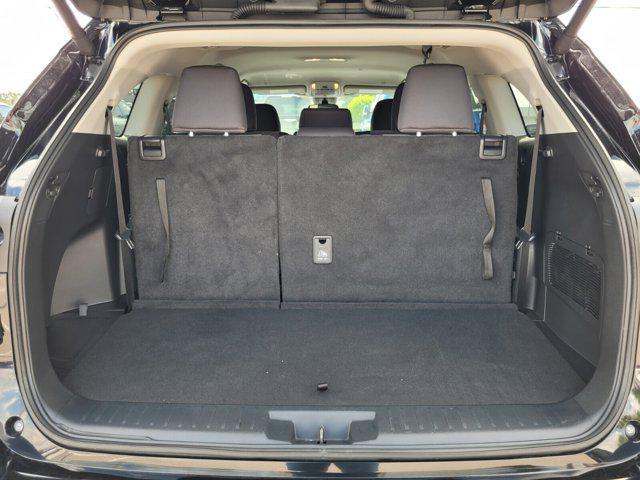 used 2024 Toyota Highlander car, priced at $38,599