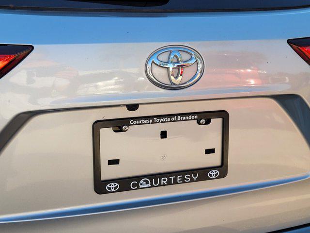 used 2020 Toyota Highlander car, priced at $27,315