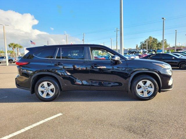 used 2023 Toyota Highlander car, priced at $33,579