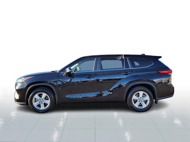 used 2023 Toyota Highlander car, priced at $33,579