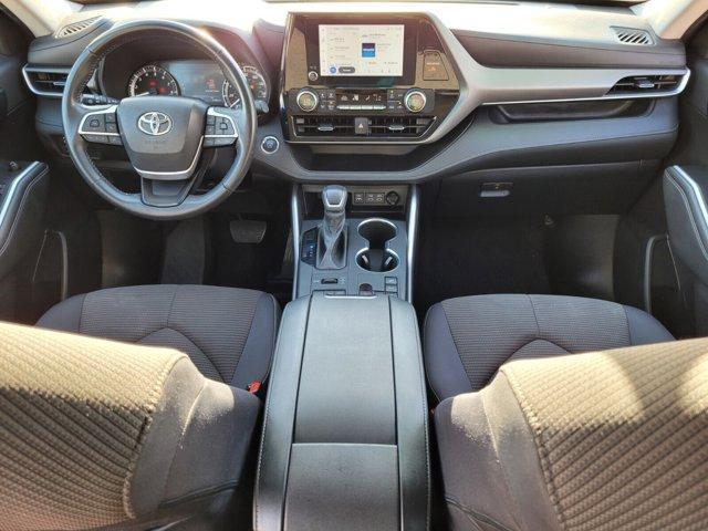 used 2023 Toyota Highlander car, priced at $33,579