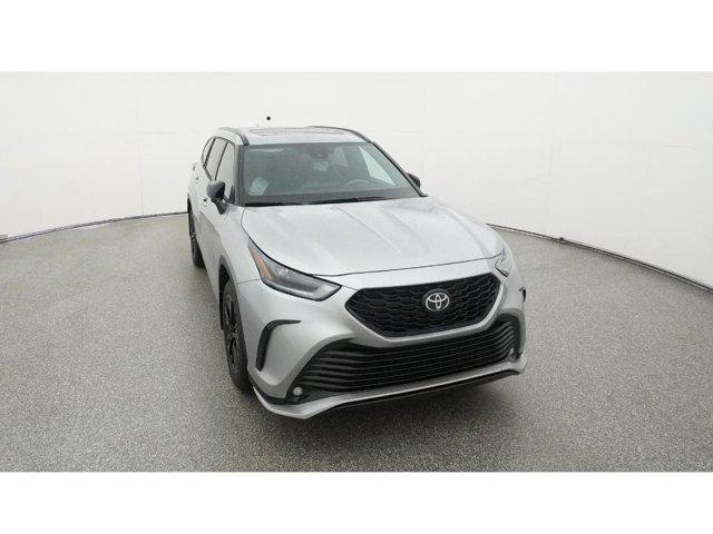 new 2025 Toyota Highlander car, priced at $51,741