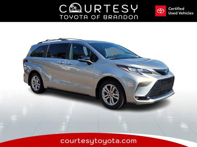 used 2023 Toyota Sienna car, priced at $47,395