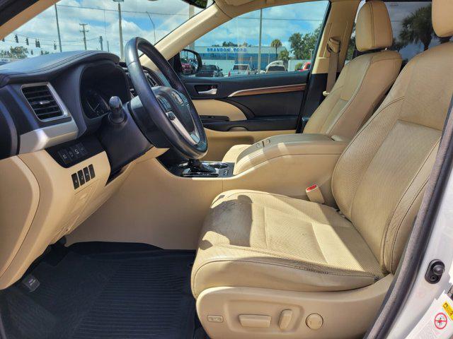 used 2018 Toyota Highlander car, priced at $20,900