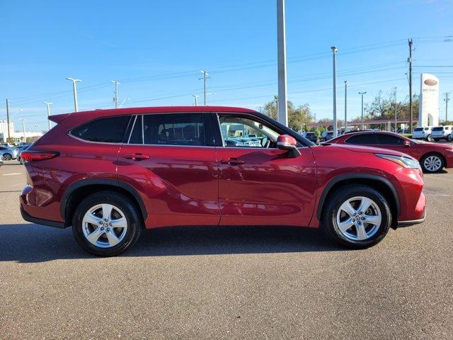 used 2021 Toyota Highlander car, priced at $25,800