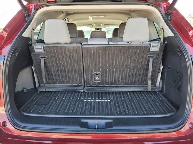 used 2021 Toyota Highlander car, priced at $25,800