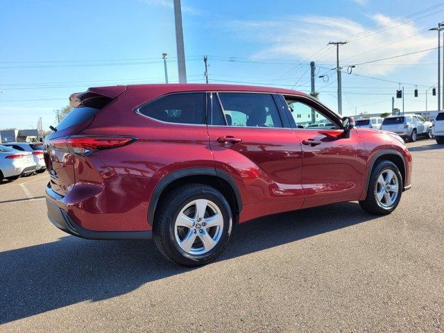 used 2021 Toyota Highlander car, priced at $25,800