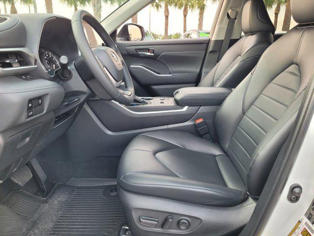 used 2024 Toyota Highlander car, priced at $42,690