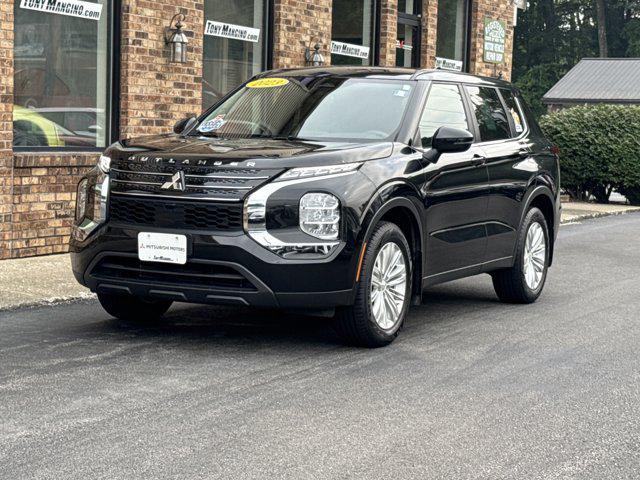 used 2023 Mitsubishi Outlander car, priced at $22,500