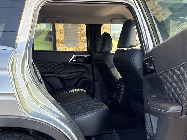 used 2022 Mitsubishi Outlander car, priced at $23,000